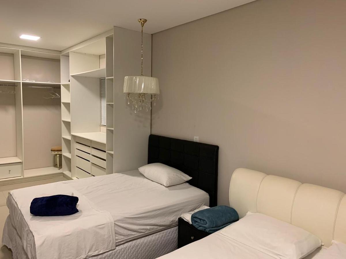 フォス・ド・イグアス Casa Moderna No Centro Proxima A Atracoes Turisticasヴィラ エクステリア 写真