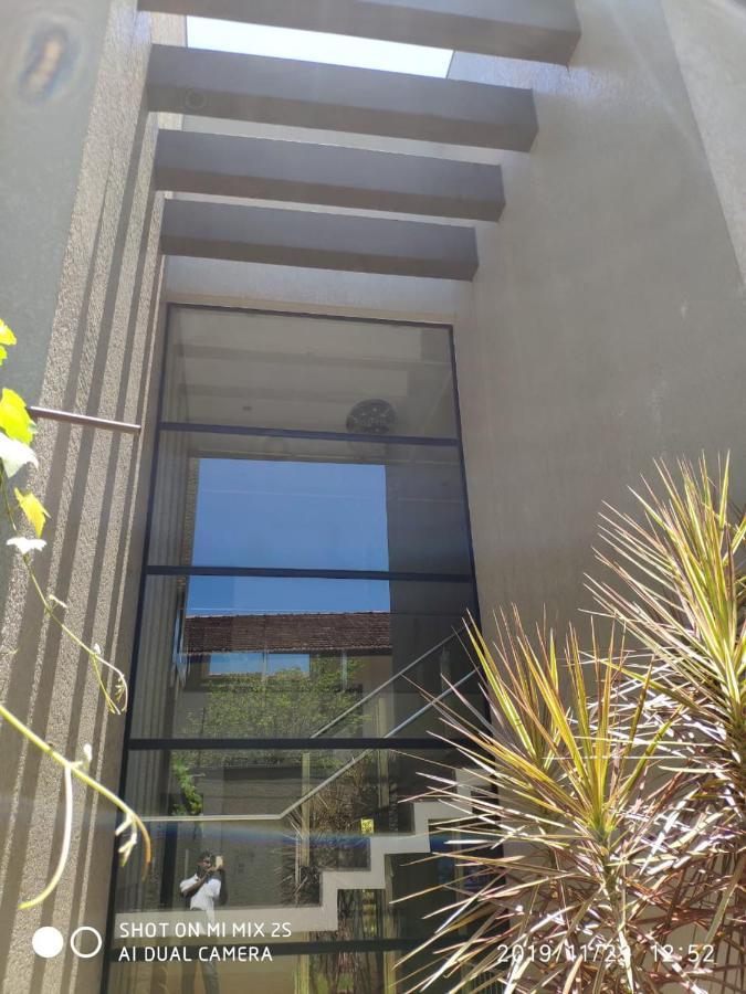 フォス・ド・イグアス Casa Moderna No Centro Proxima A Atracoes Turisticasヴィラ エクステリア 写真