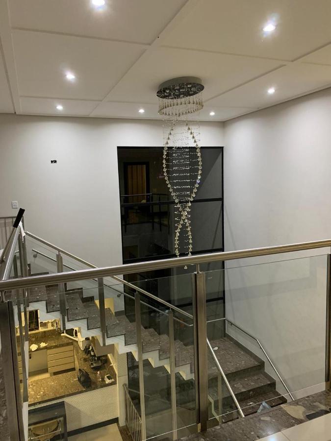 フォス・ド・イグアス Casa Moderna No Centro Proxima A Atracoes Turisticasヴィラ エクステリア 写真